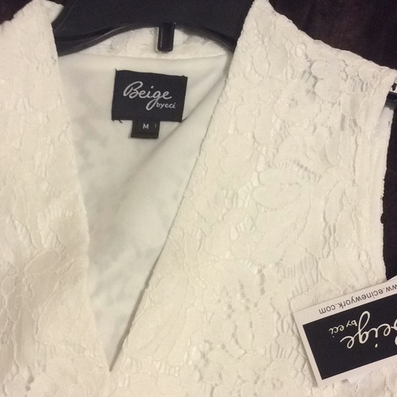 Top - Picture 2 of 4